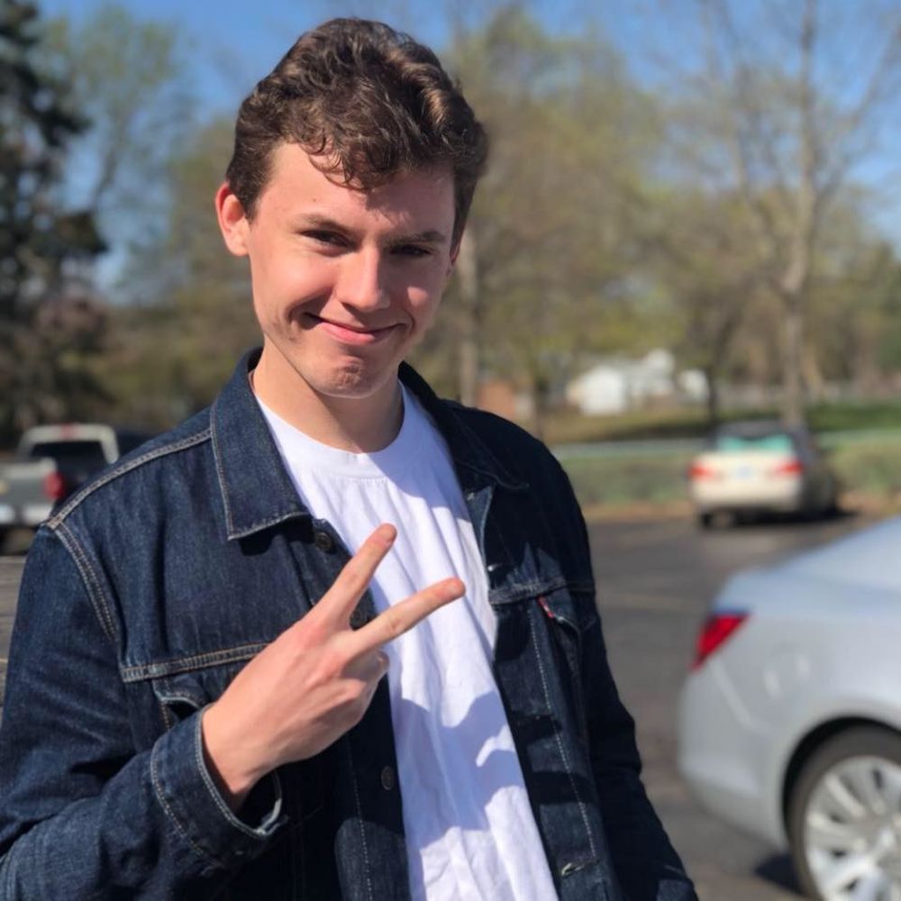 Meet your Posher, Tyler